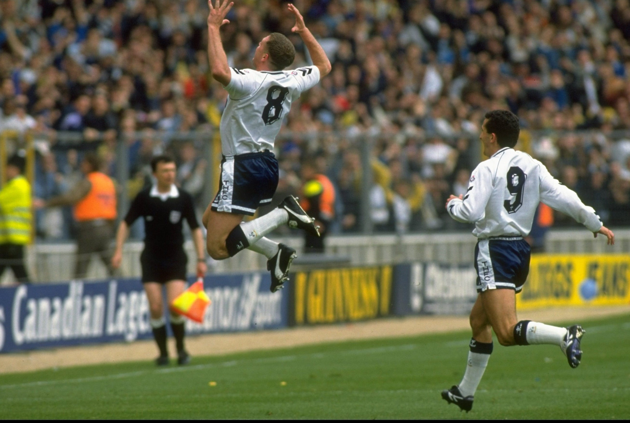2614x1755 Gazza: The Tragic Icon of English Football