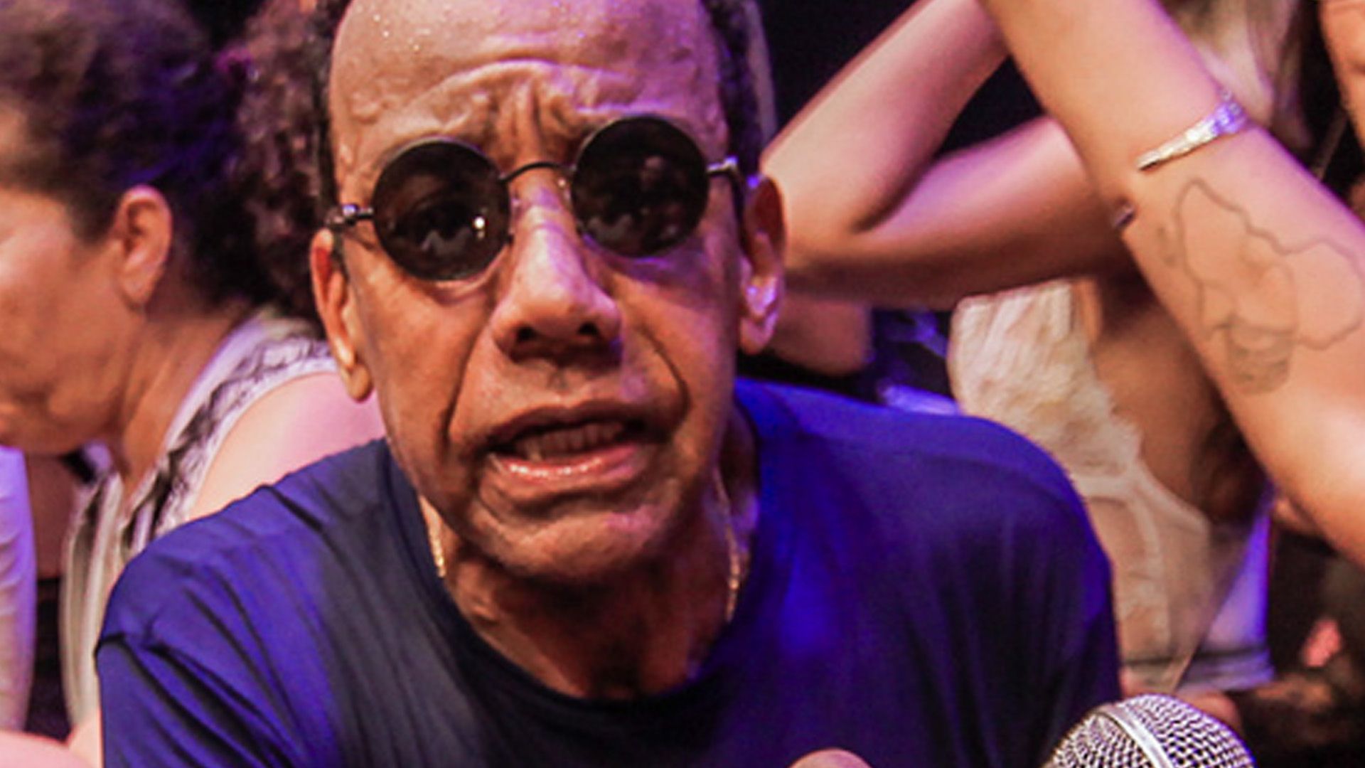 1920x1080 Jorge Ben Jor é acusado de agredir fotógrafo: Me puxando pelo pescoço!