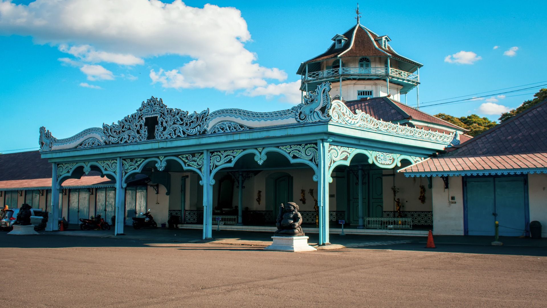 1920x1080 Discovering the Majestic Keraton Surakarta: A Journey Through History and Culture Agoda: See The World For Less