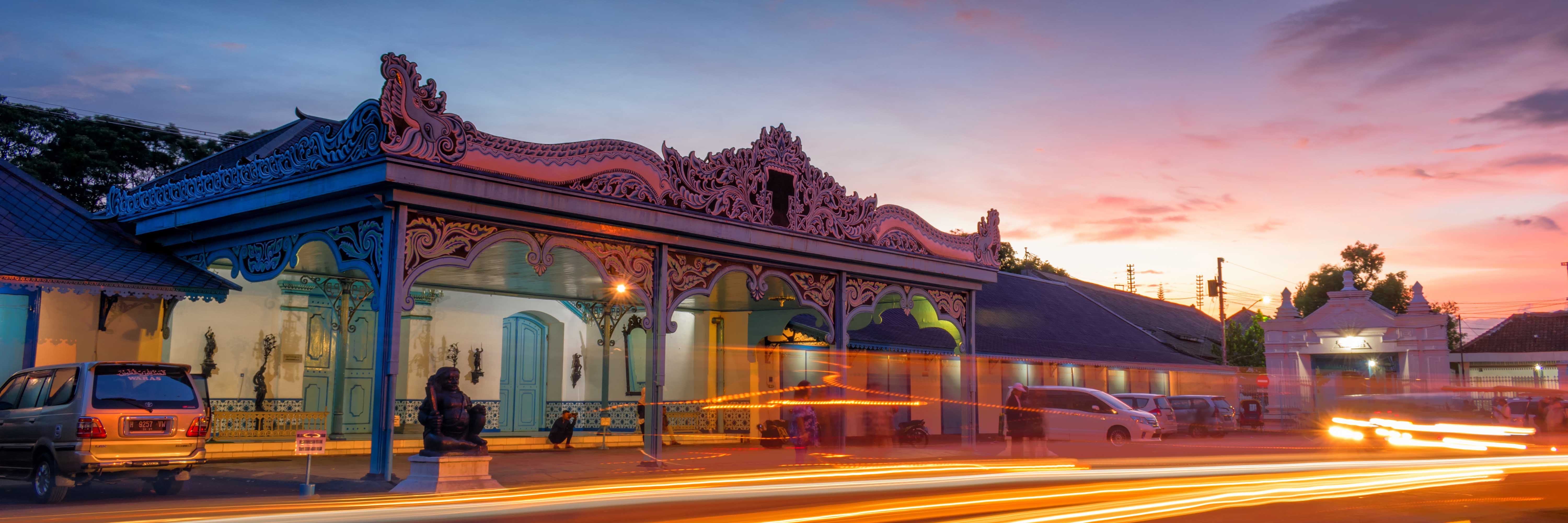 6000x2000 Cheap Flights to Solo with Garuda Indonesia