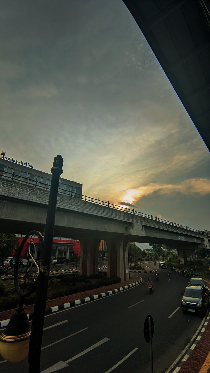 736x1308 wallpaper #sunset #surakarta