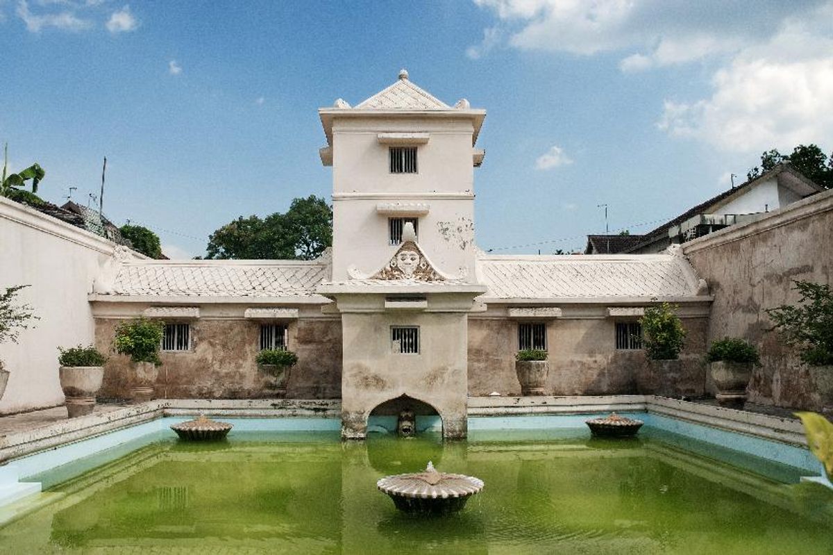 1200x799 Find Surakarta (Solo), Indonesia Hotels- Downtown Hotels in Surakarta (Solo)- Hotel Search by Hotel & Travel Index: Travel Weekly