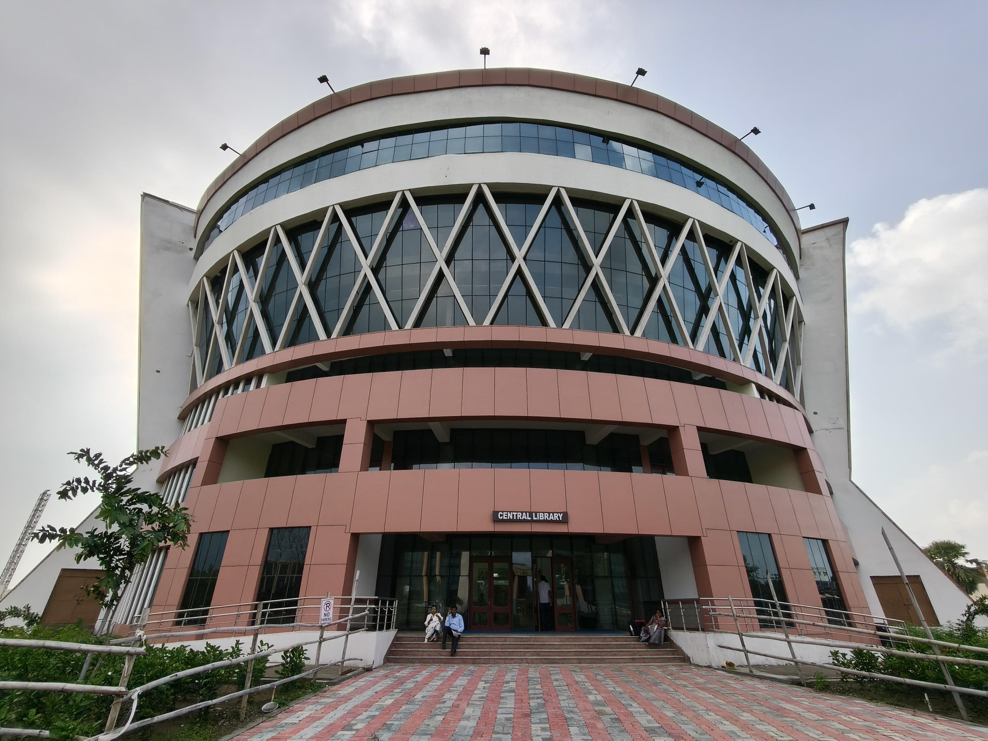 3264x2448 IIT Patna