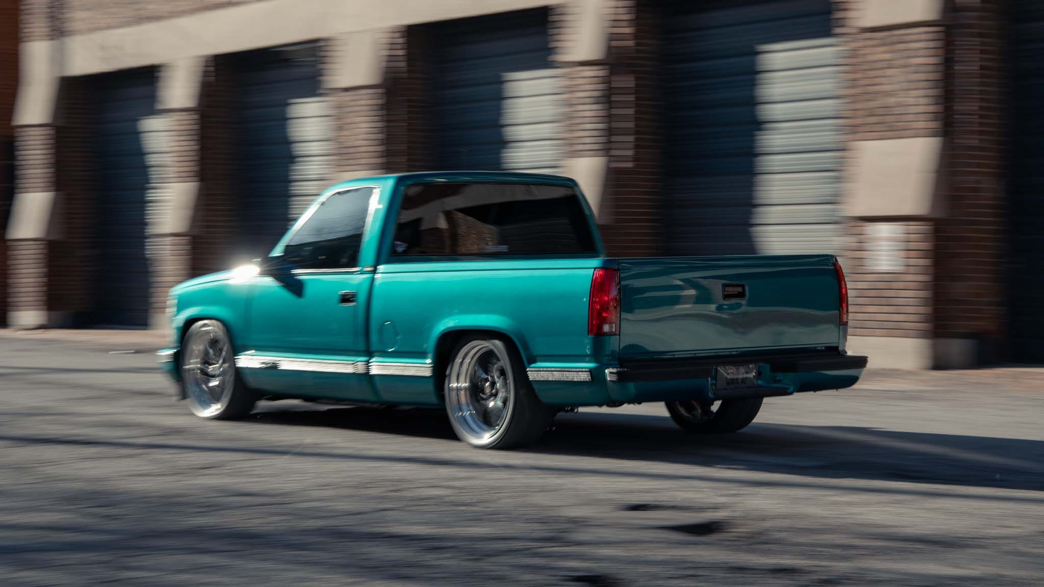 2048x1152 There's Corvette Power In This Pair Of LT Swapped Chevy OBS Pickups!