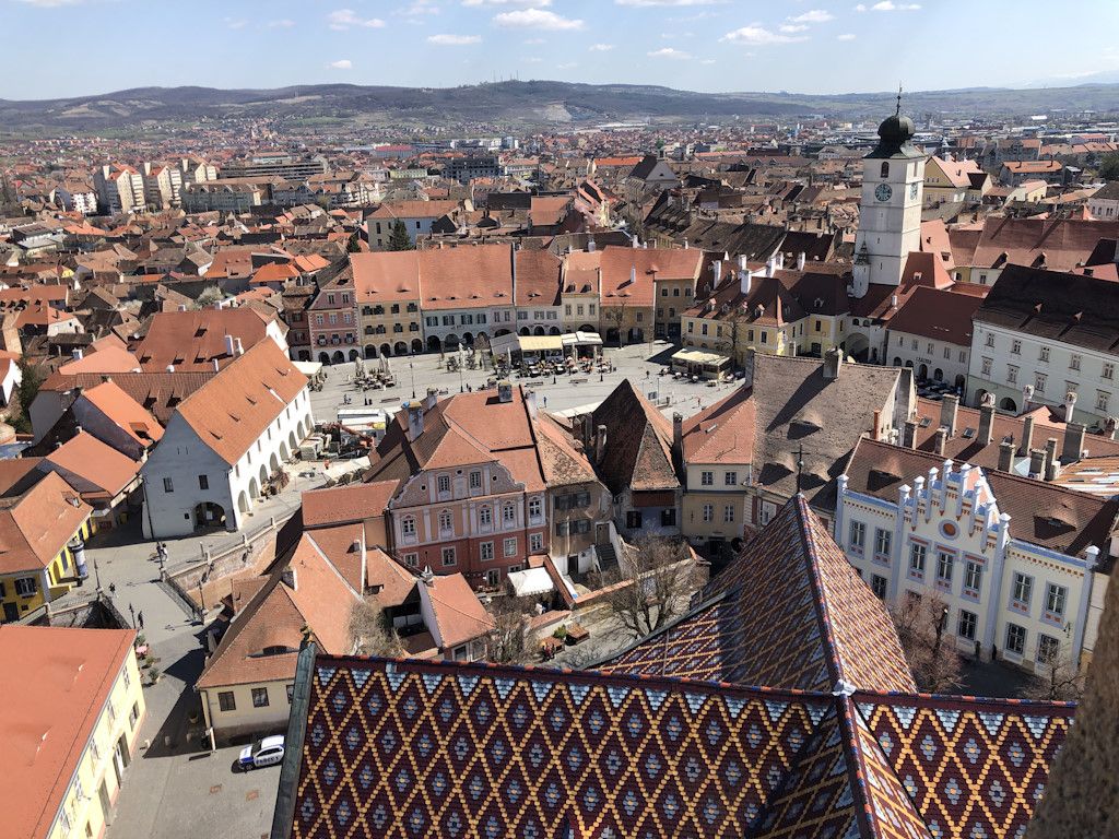1024x768 Two introverts travel to Sibiu