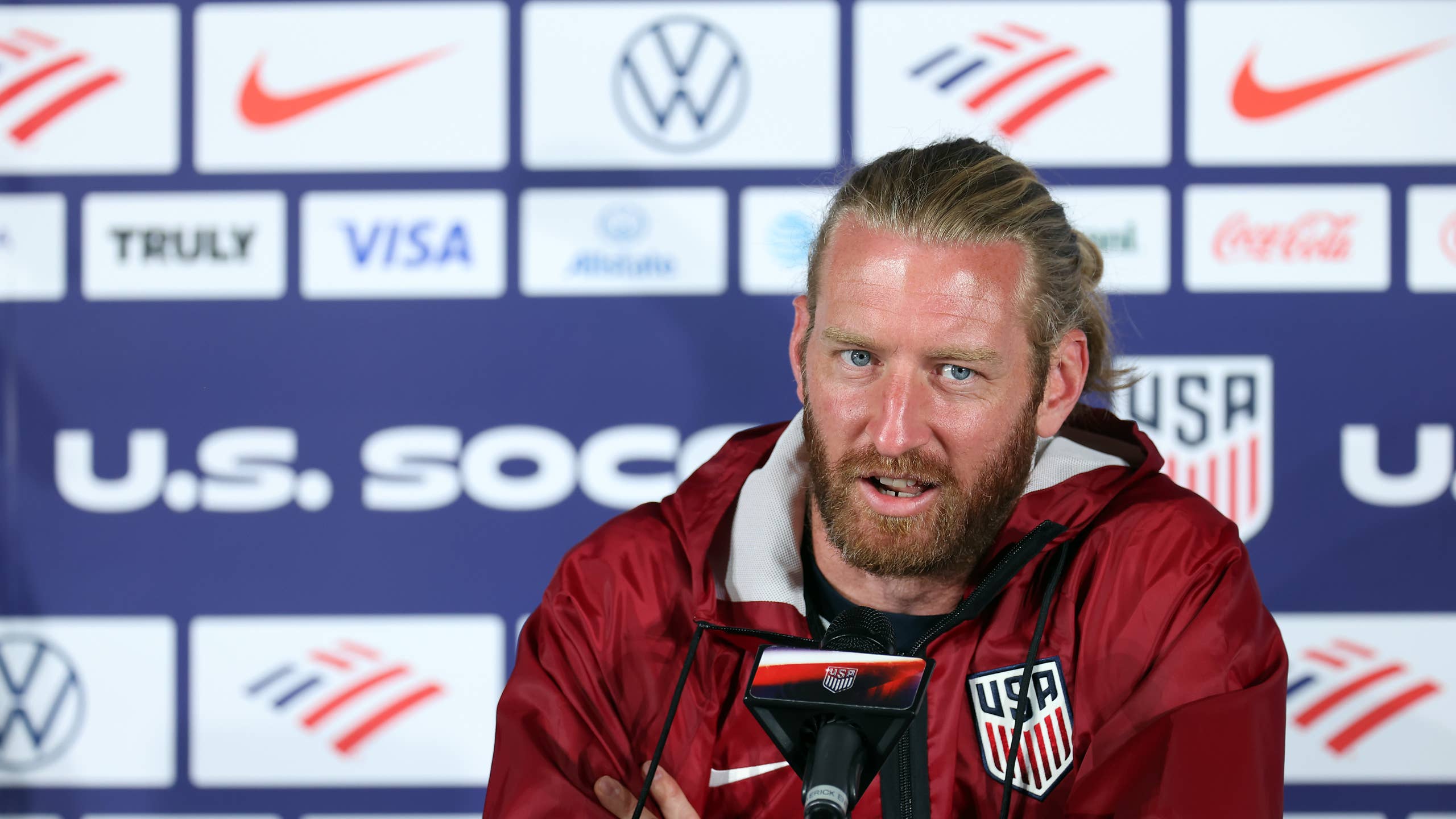 2560x1440 Tim Ream Says Sleep, Recovery, and Honest Conversations Have Been the Real Keys to an 18 Year Career's Fitness