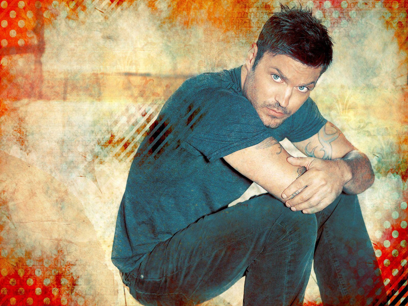 1600x1200 Brian Austin Green Wallpaper