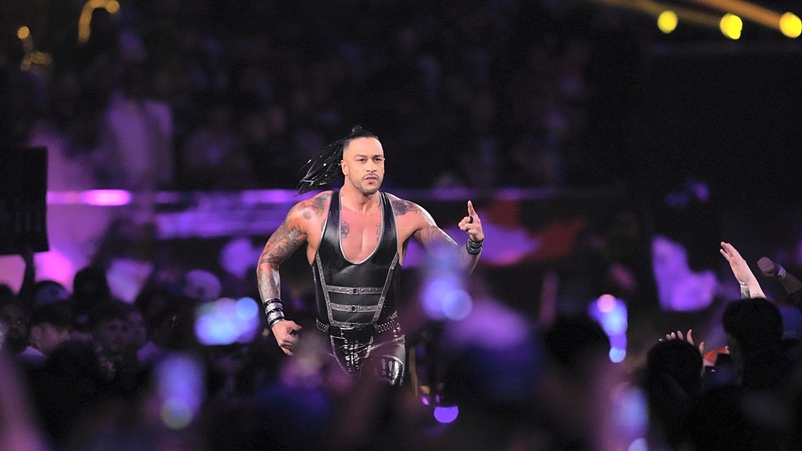 1600x900 &;WWE SmackDown&; Veteran Garners Huge Praise Backstage for Working Through Pain