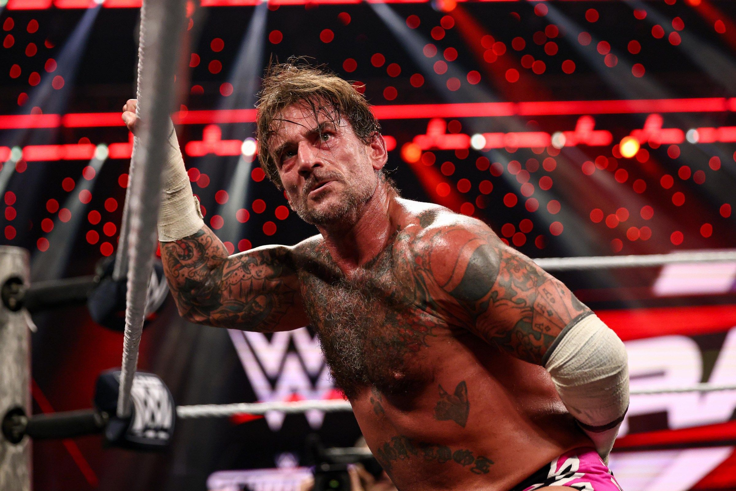 2400x1600 Karrion Kross debuts a new look on Raw