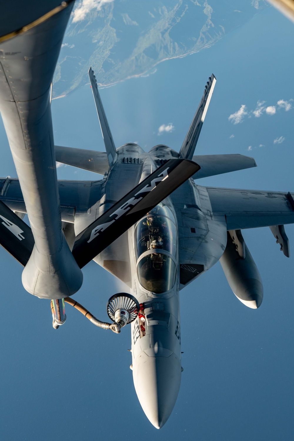 1000x1500 DVIDS.S. Air Force refuels U.S. Navy during RIMPAC 2024 [Image 1 of 10]