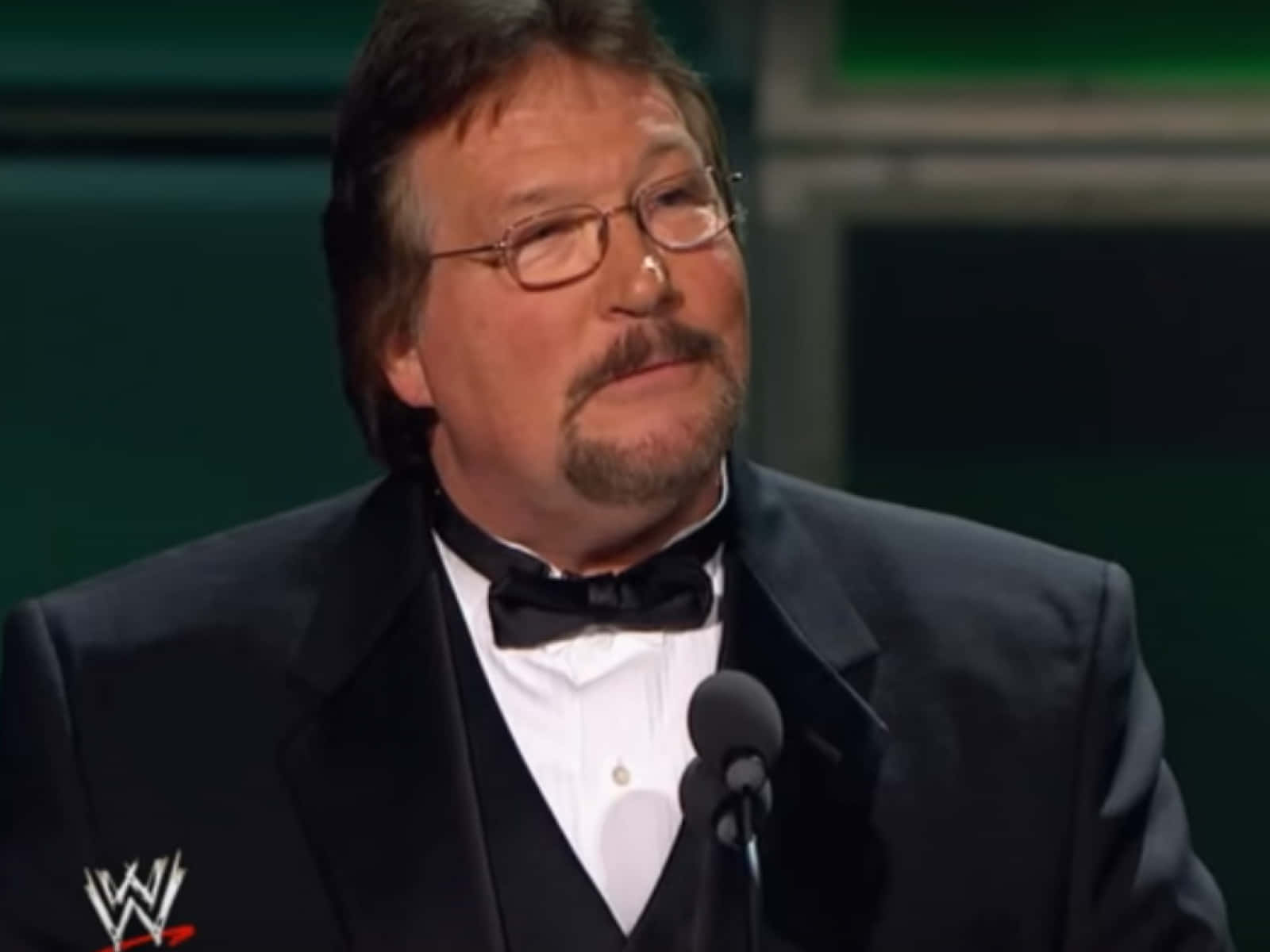1600x1200 Download Legendary WWE Hall of Famer, Ted Dibiase Sr. Wallpaper