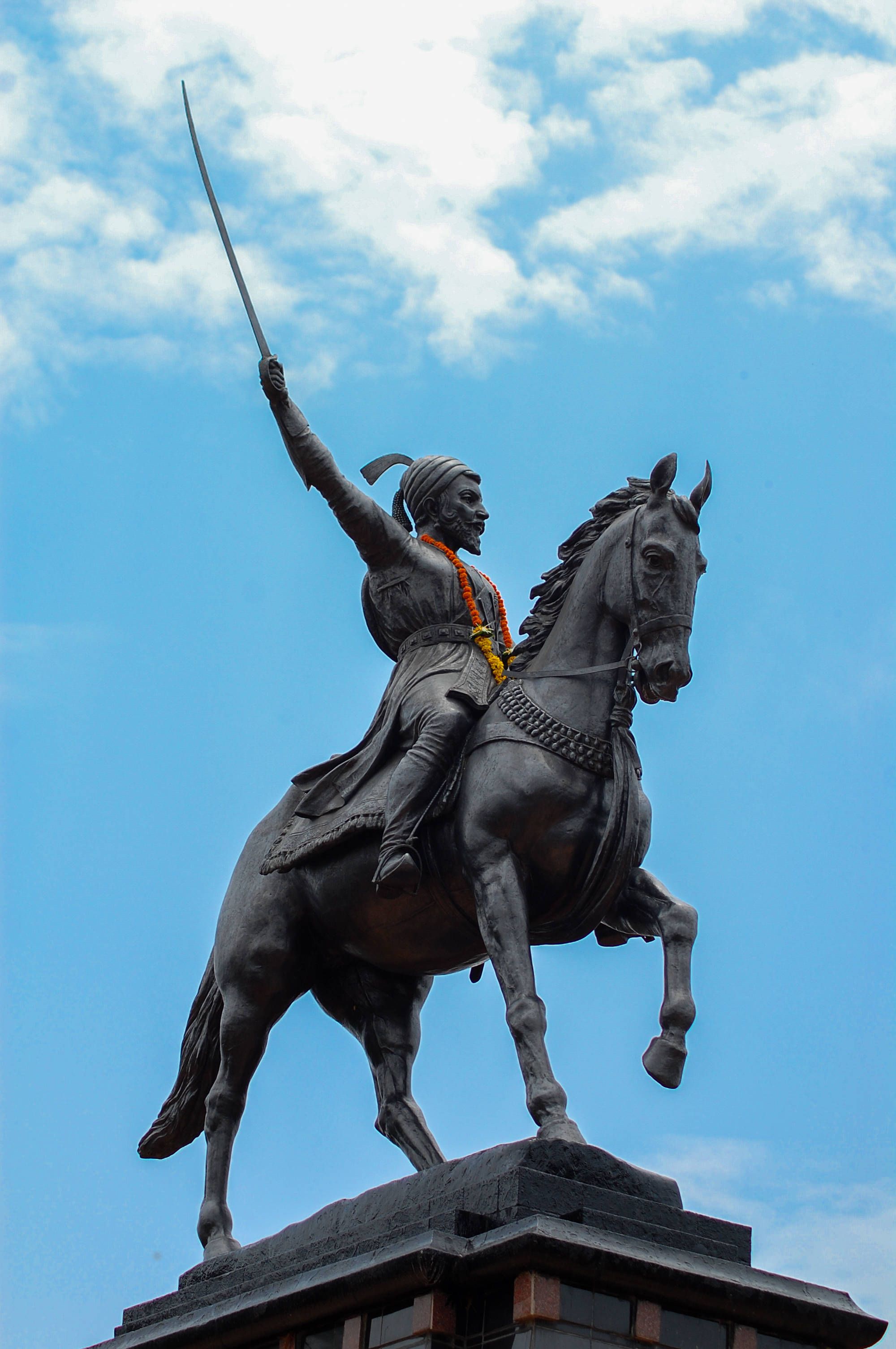 2000x3008 Download Shivaji Maharaj Statue HD Wallpaper