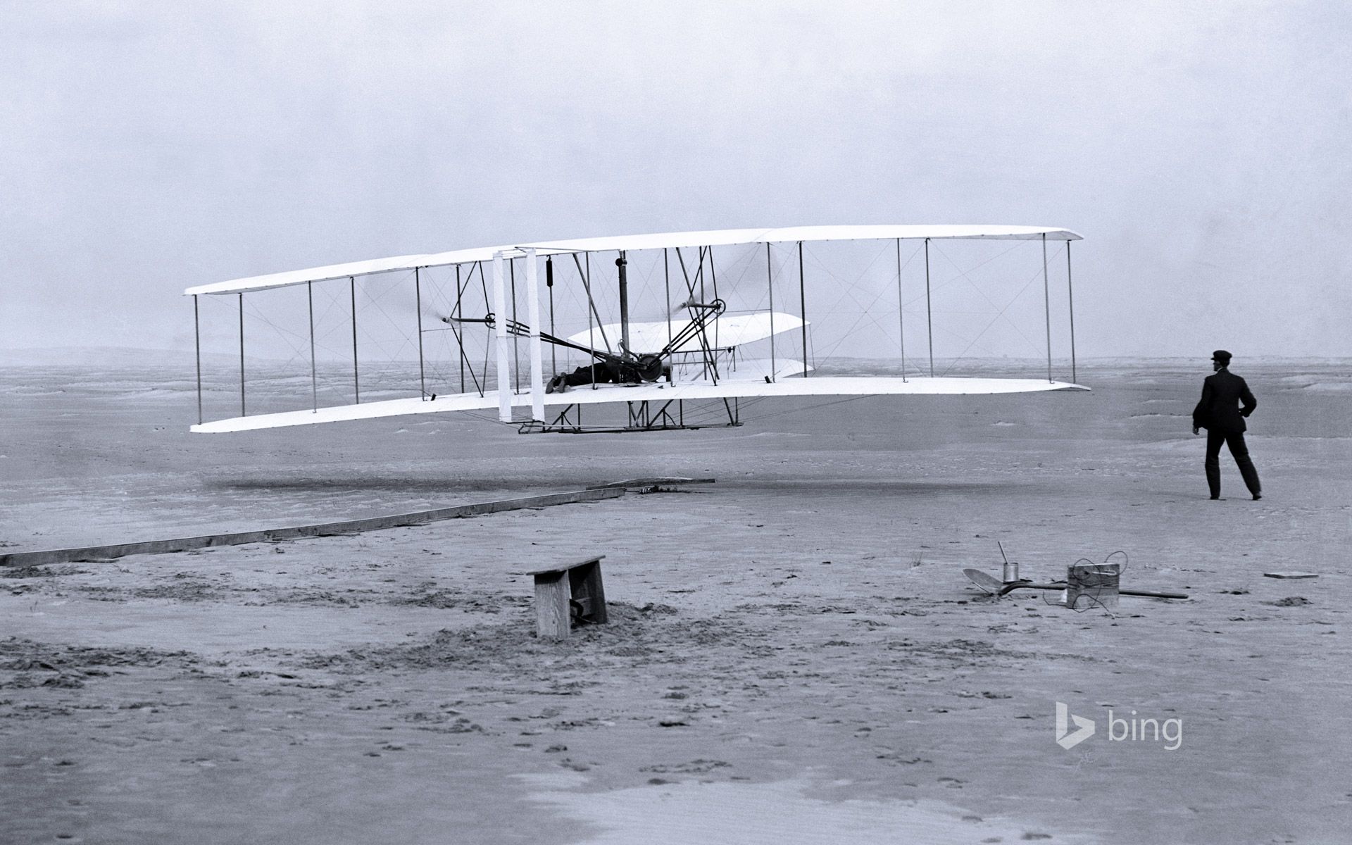 1920x1200 Wright brothers' first airplane flight in 1903 Wallpaper