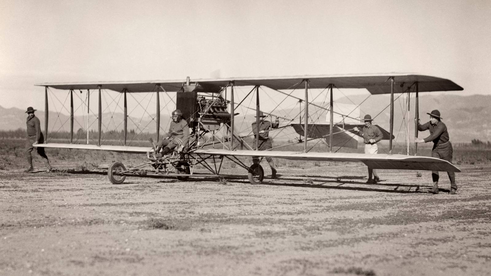 1600x900 How Glenn Curtiss Rivaled The Wright Brothers