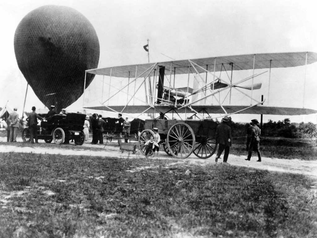 1024x768 The Wright Brothers Flyer arrives at Fort Myer, Virginia