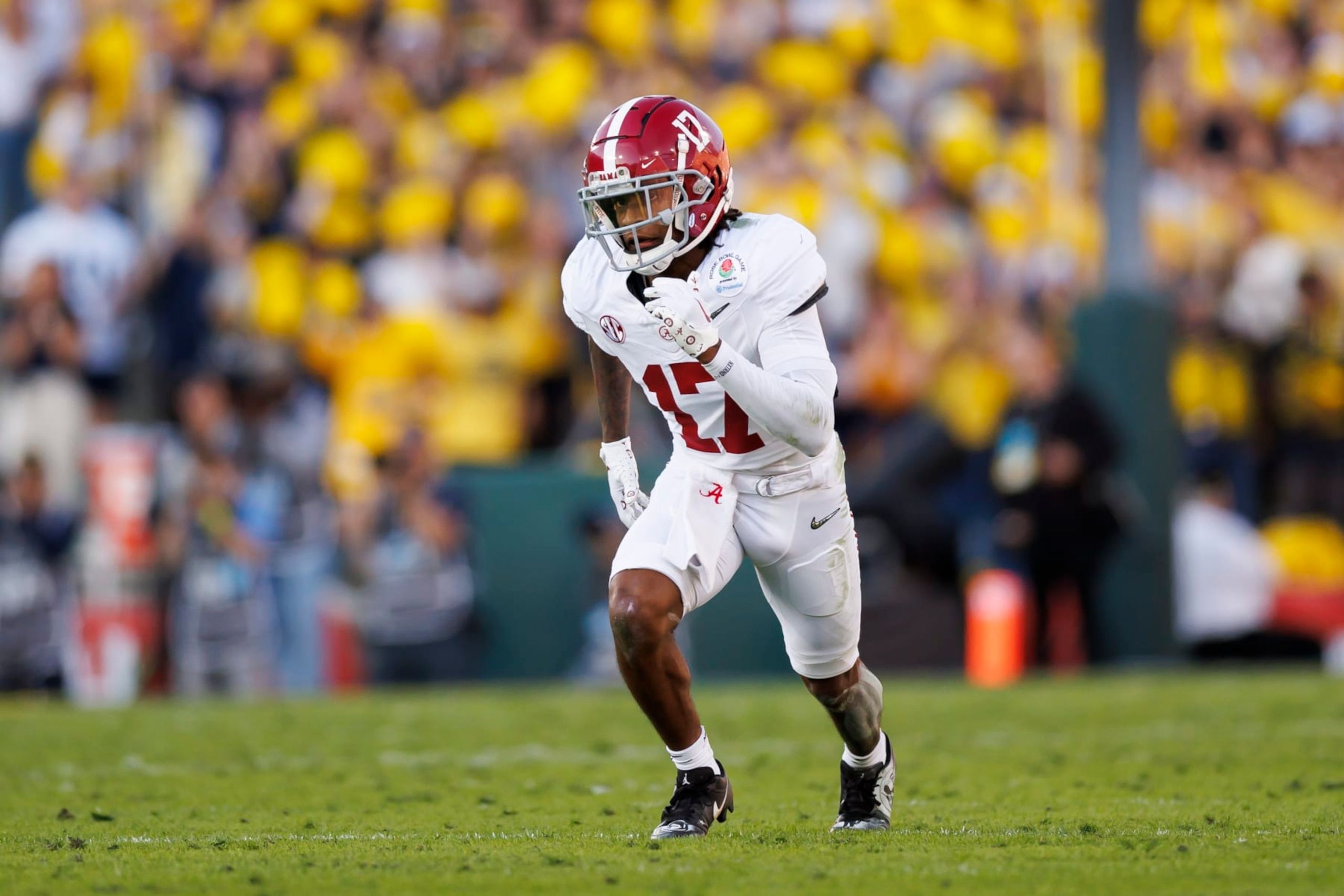 2560x1707 Alabama's Top WR Isaiah Bond Transfers to Texas '100%' Because Nick Saban Retired