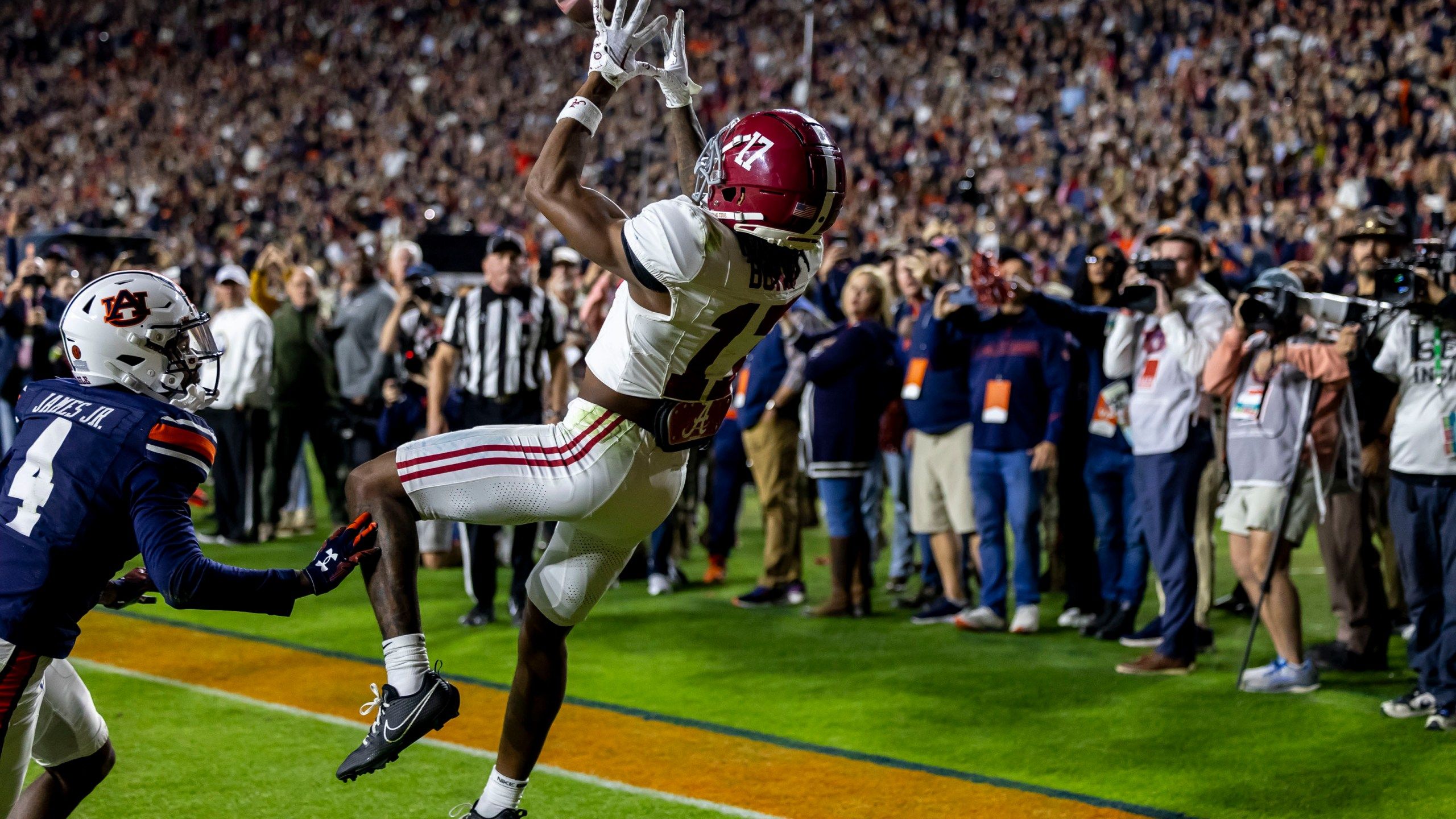 2560x1440 Former Tide receiver Bond transfers to Texas
