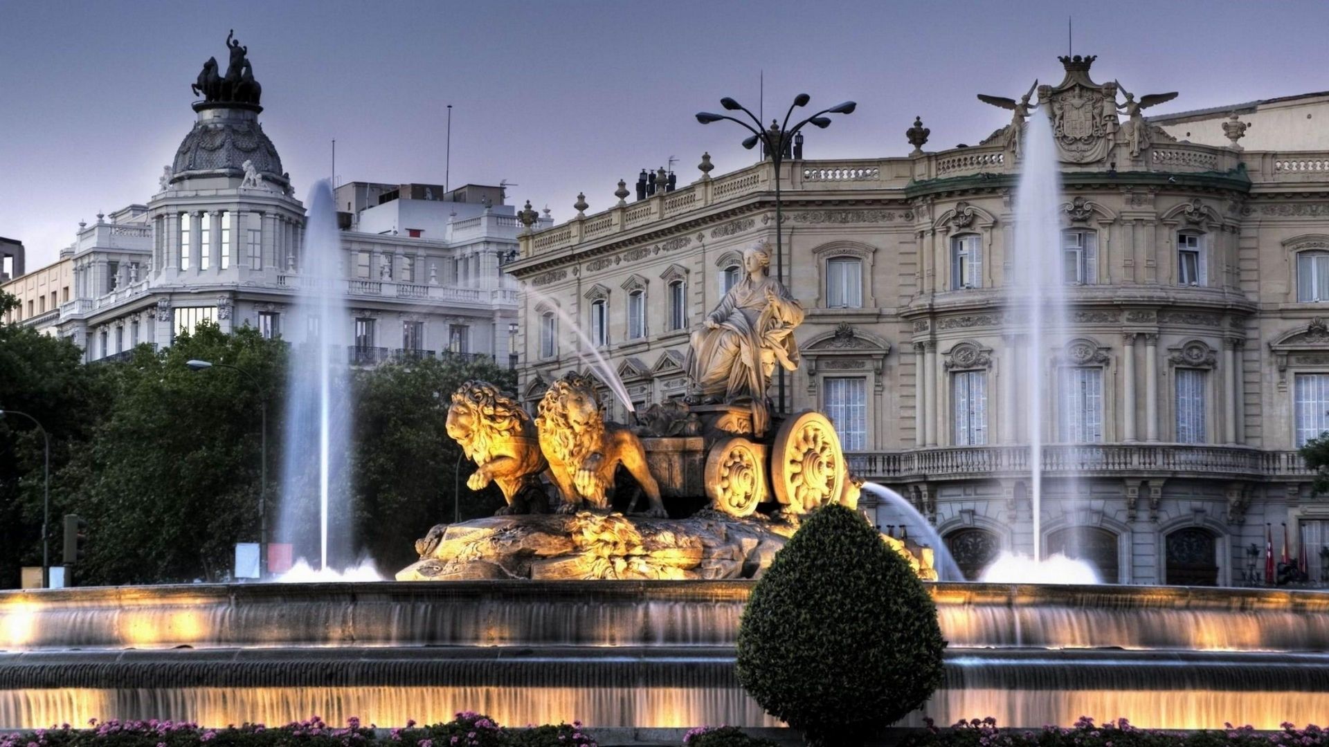 1920x1080 Cibeles Fountain at Dusk in Madrid