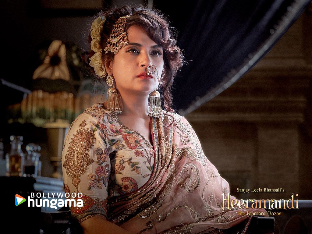 1024x768 Heeramandi 1970 Wallpaper. Heeramandi 1970 HD Image