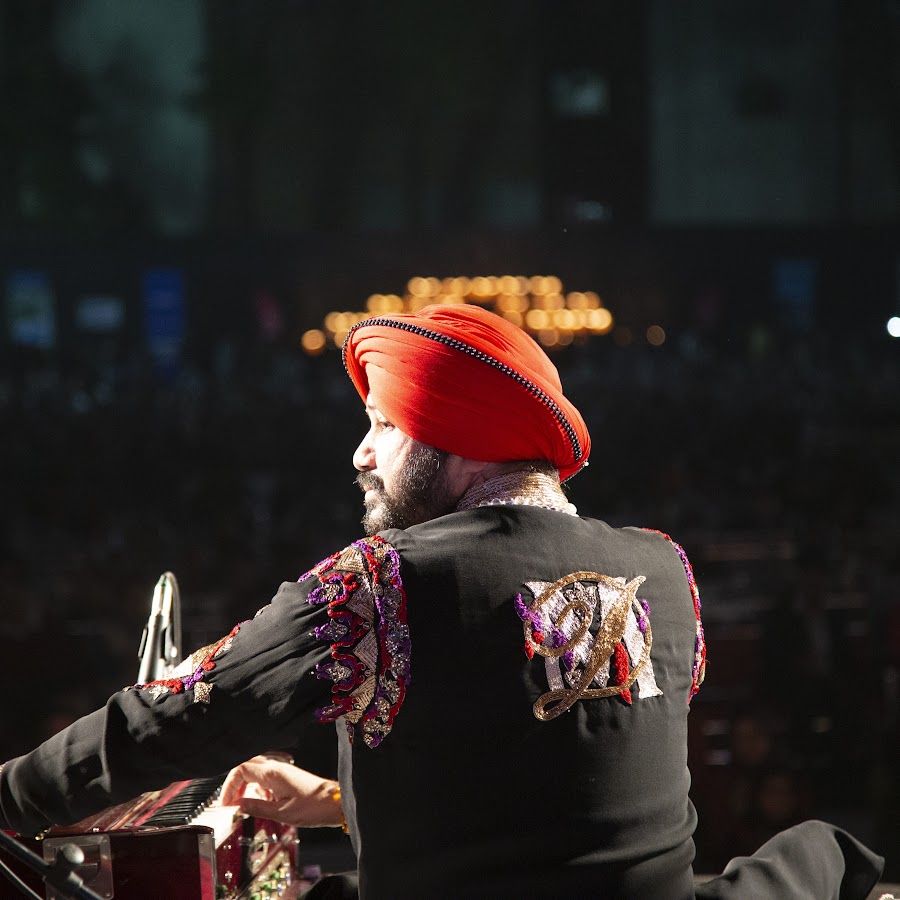 900x900 Daler Mehndi