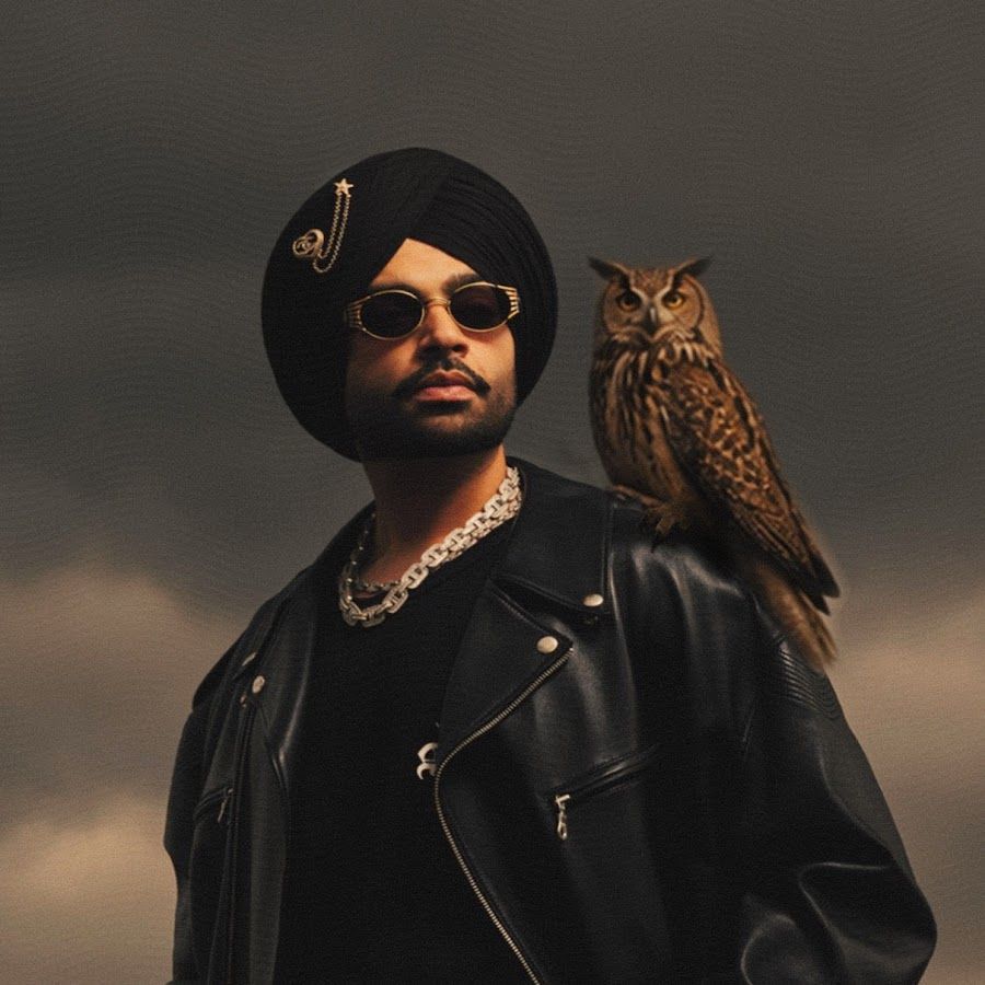 900x900 Jordan Sandhu