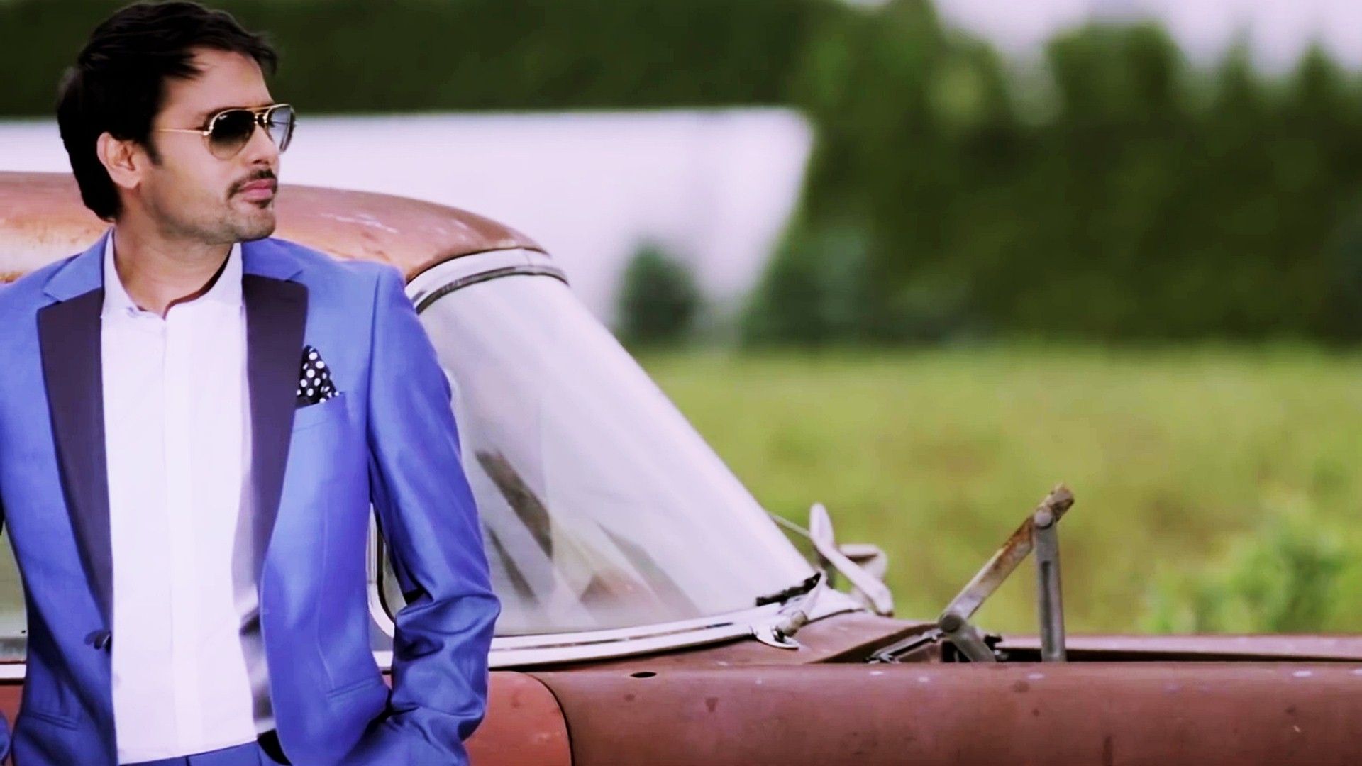 1920x1080 Amrinder Gill In Blue Suit Wallpaper 00003