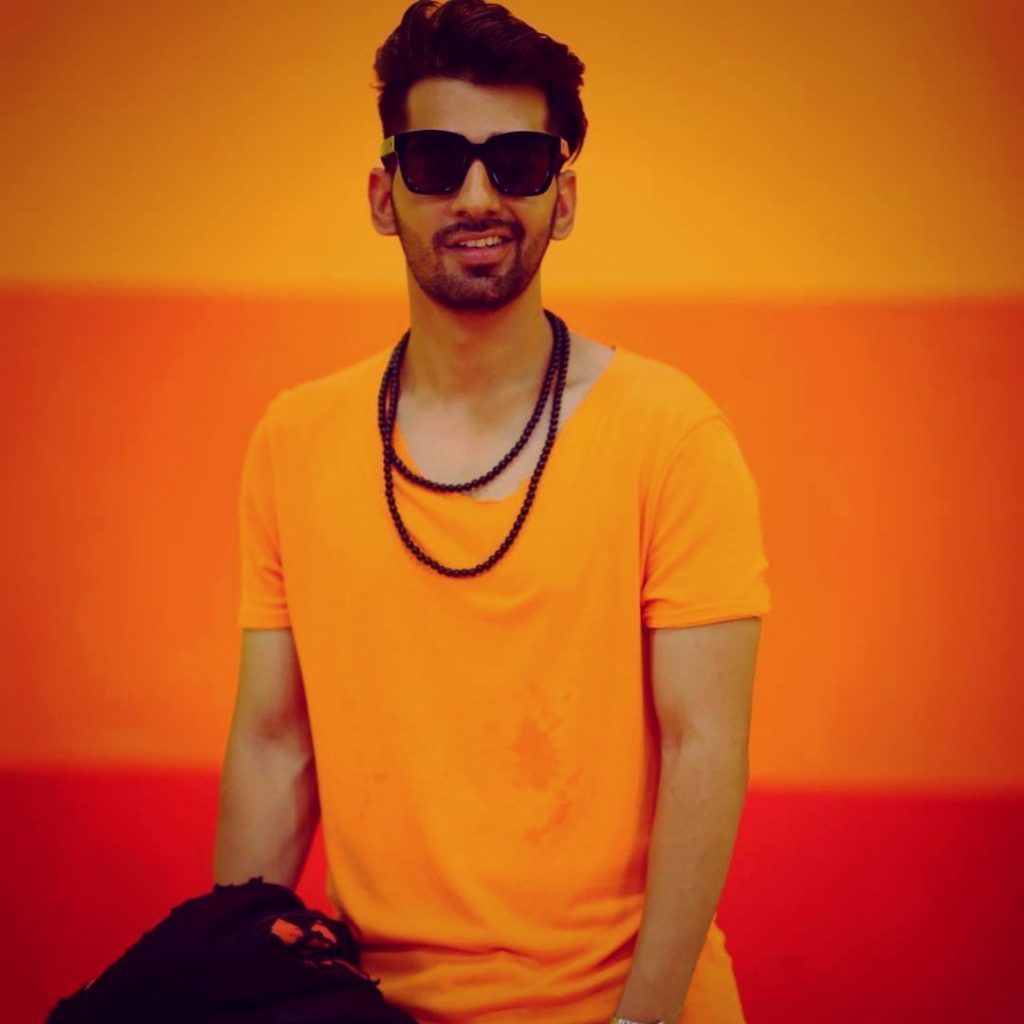 1024x1024 Maninder Butter Wallpaper
