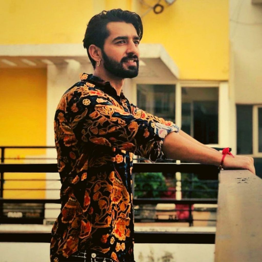 1024x1024 Maninder Butter Wallpaper