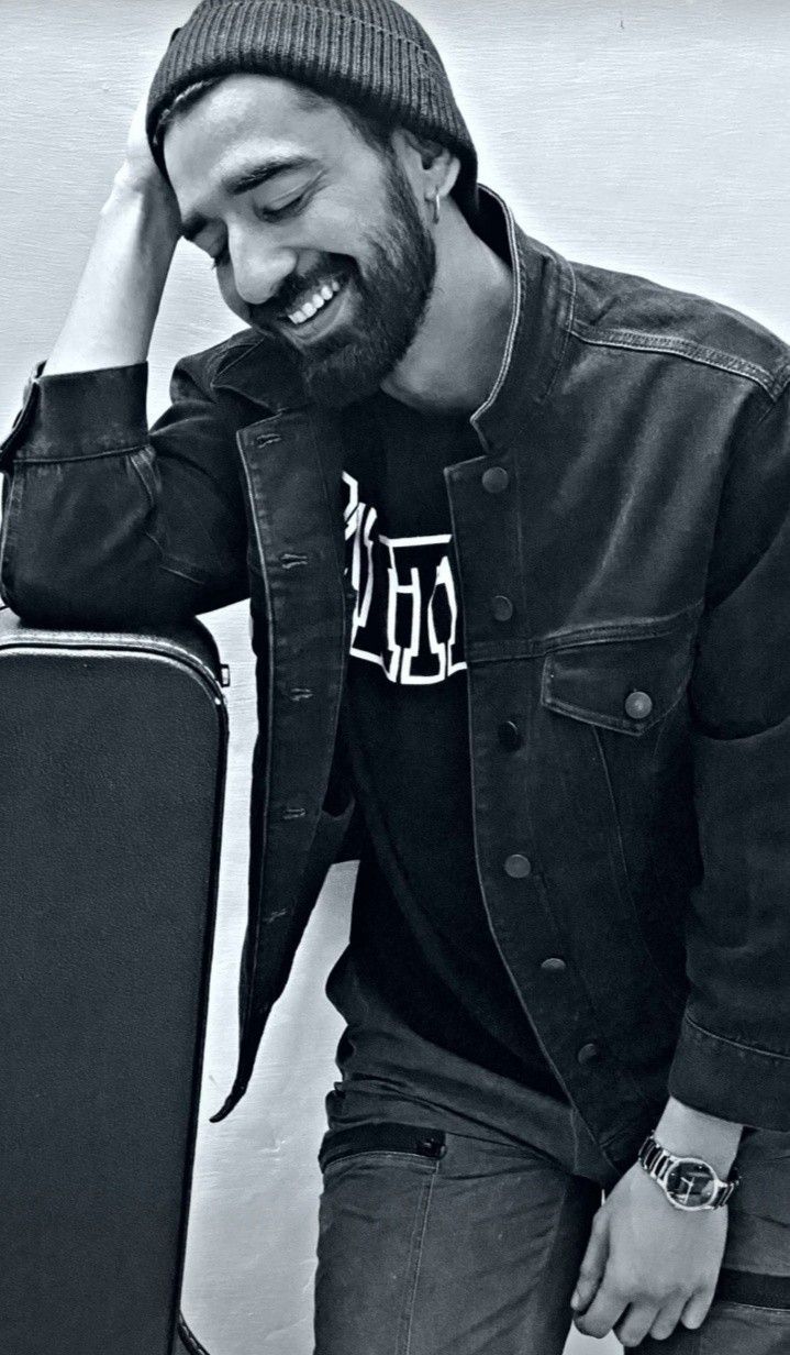 719x1232 Maninder Buttar