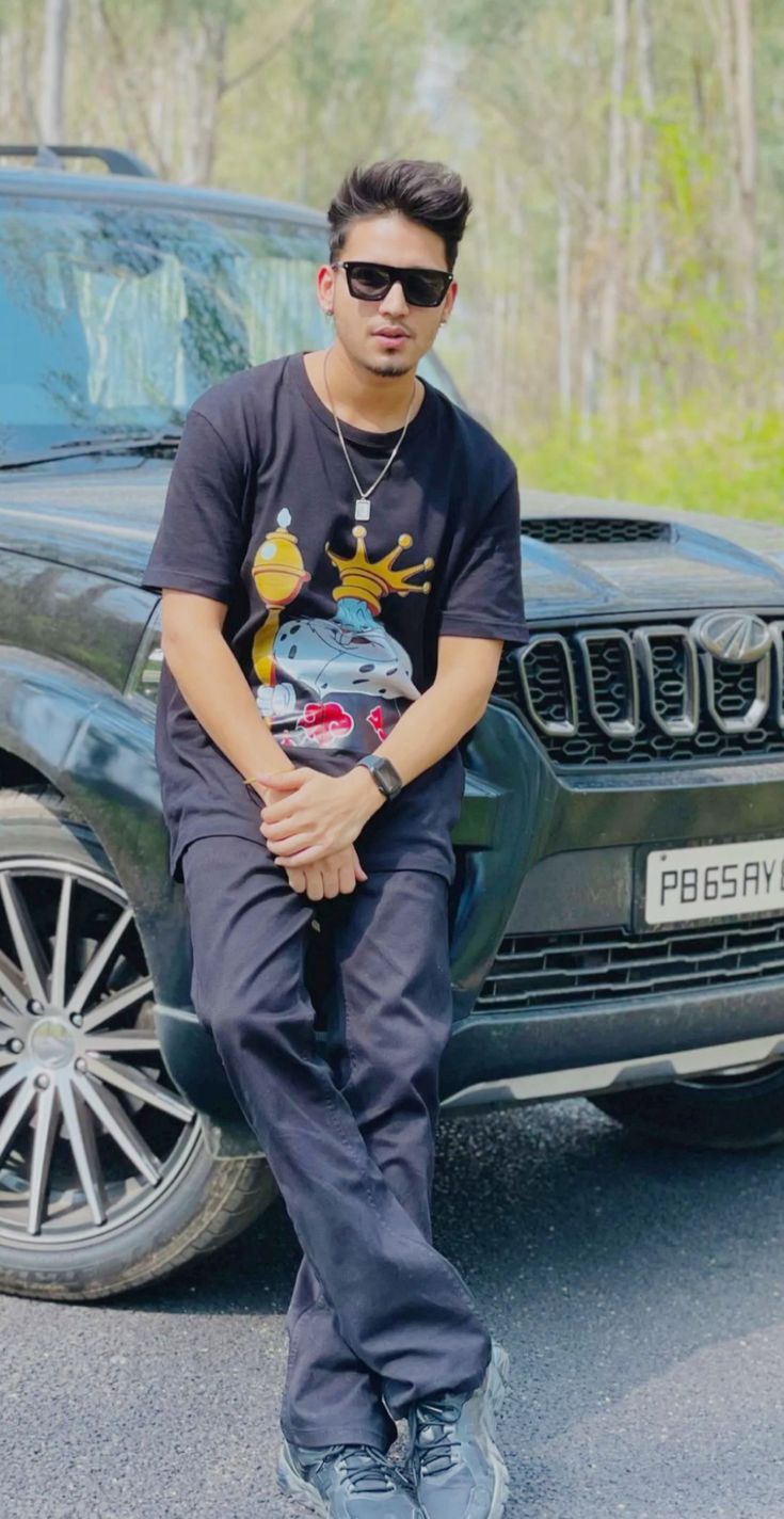 735x1424 Karan Randhawa