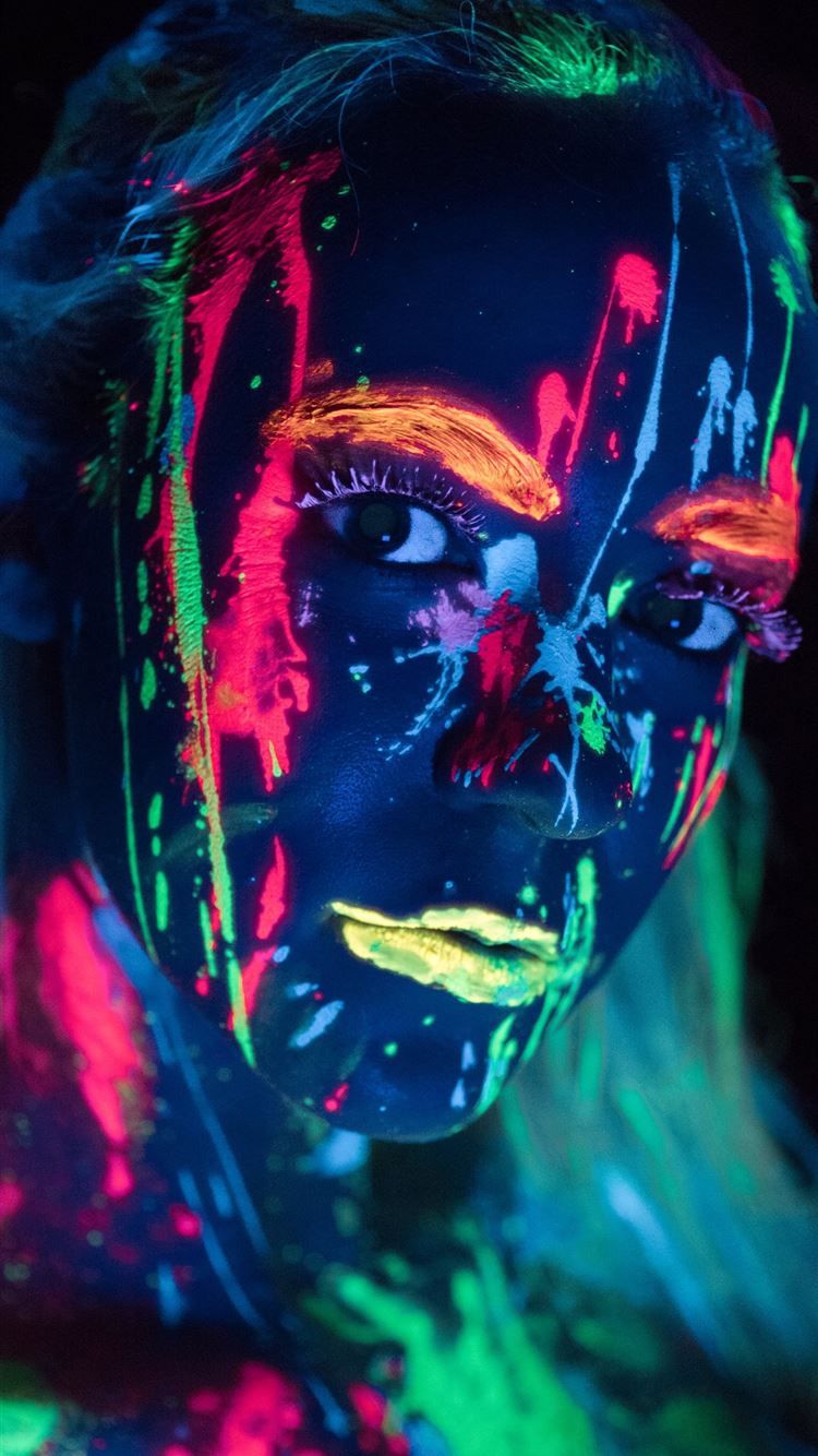 750x1334 woman with glow in the dark body paint iPhone 8 Wallpaper Free Download