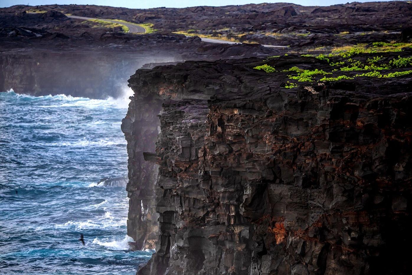1396x931 Holei Sea Arch collapses into ocean in Hawaii Volcanoes National Park, possibly during storm