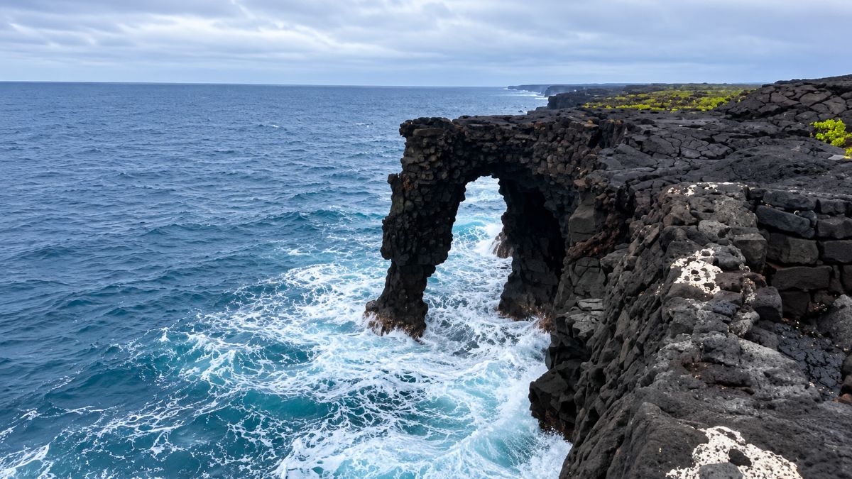 1200x675 Famed 90 Foot Hōlei Sea Arch Implodes Into The Pacific After 500 Years (Video)