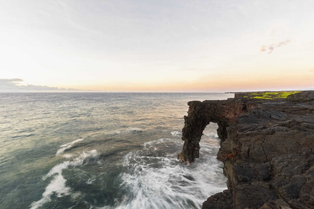 1232x821 USA, Hawaii, Big Island, Volcanoes National Park, Pacific Ocean, Holei Sea Arch
