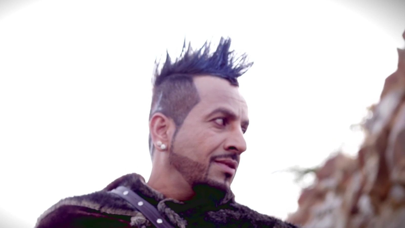 1600x900 Jazzy B 2016 Hairstyle New Look Wallpaper 11028