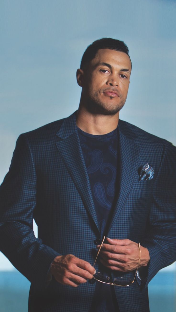 736x1303 Tony gonzalez wallpaper. Giancarlo stanton photohoot, Aaron donald, Baseball guys