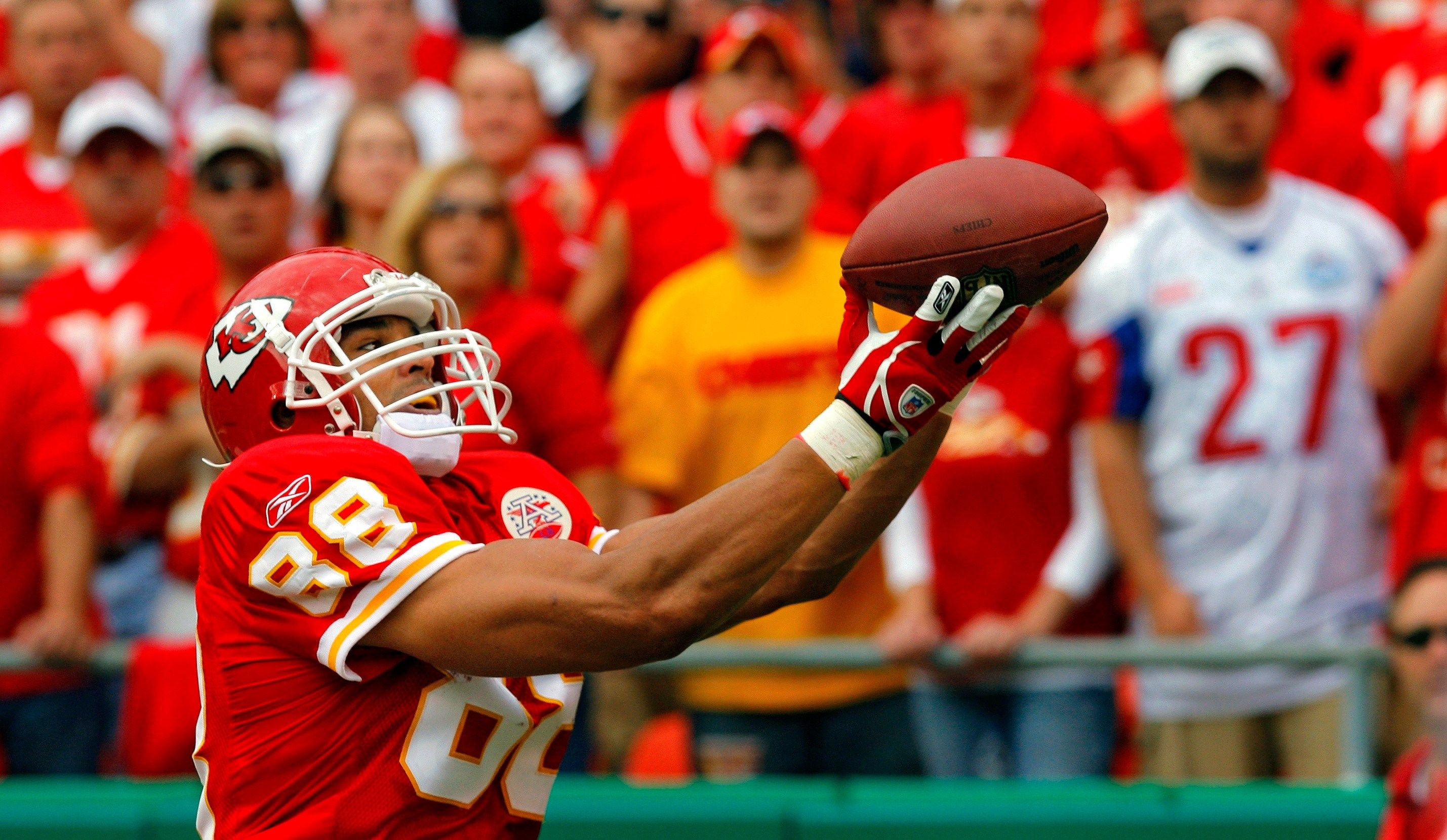 2858x1660 Tony Gonzalez: the reluctant football player now in the Hall of Fame