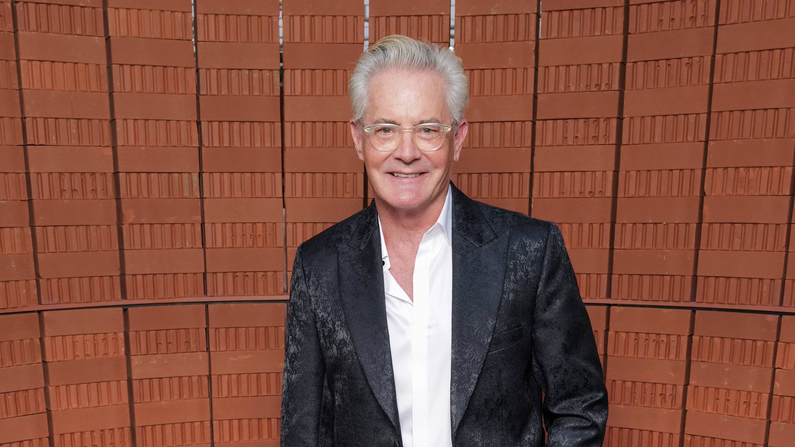2560x1440 Kyle MacLachlan Recalls Trey's Bedroom Issues's Journal