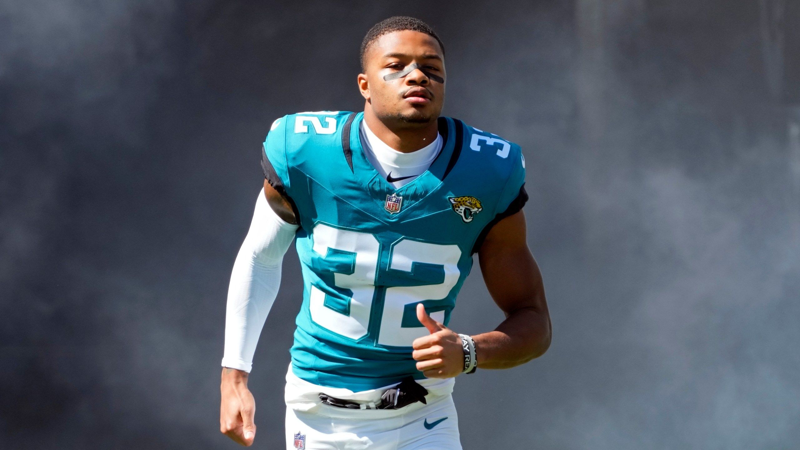 2560x1440 Jags' Tyson Campbell Signs A 4 Year, $76.5 Million Contract Extension On Eve Of Camp, AP Source Says