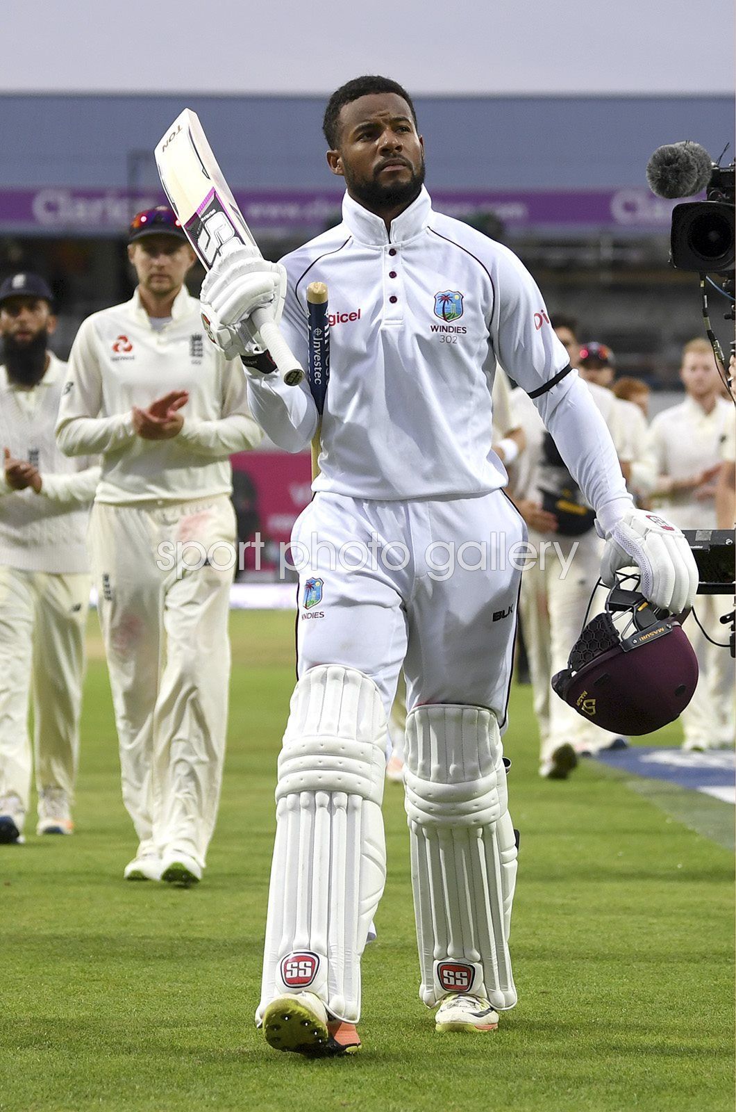 1060x1600 Shai Hope Wallpaper