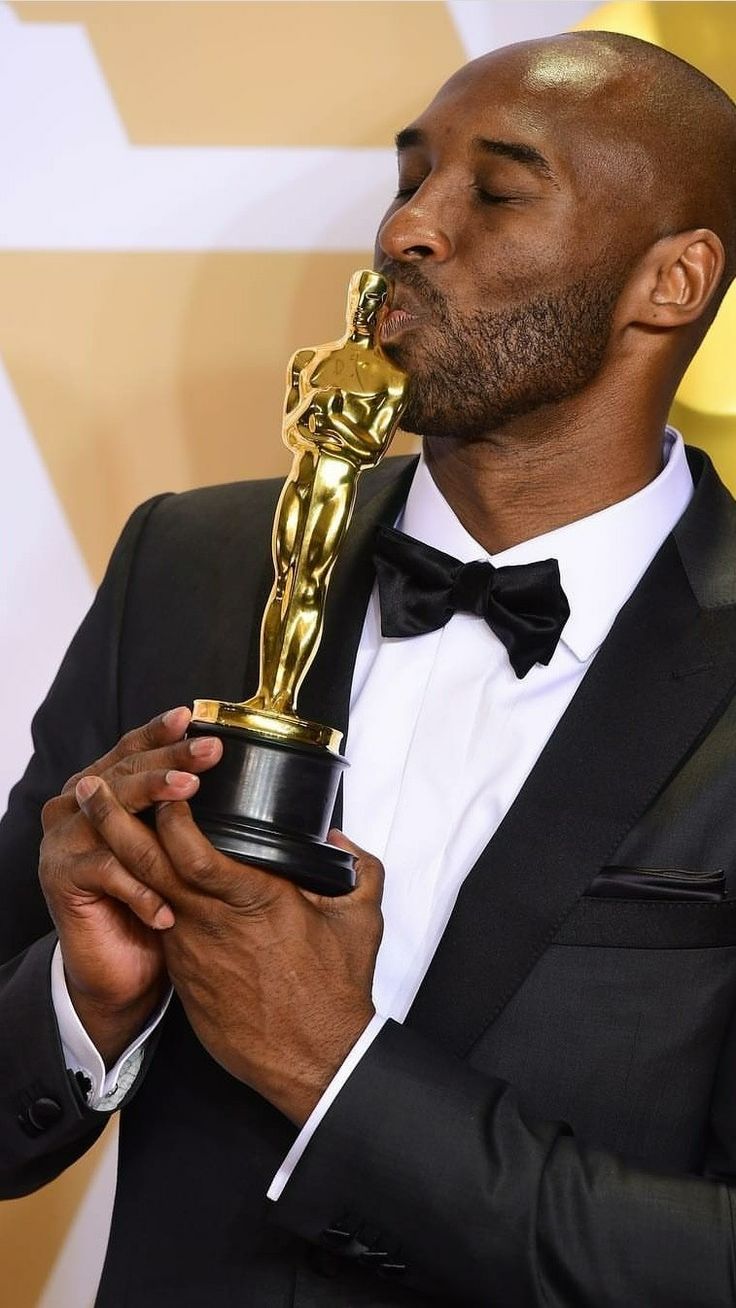 736x1308 Kobe Bryant Oscar Winner Wallpaper