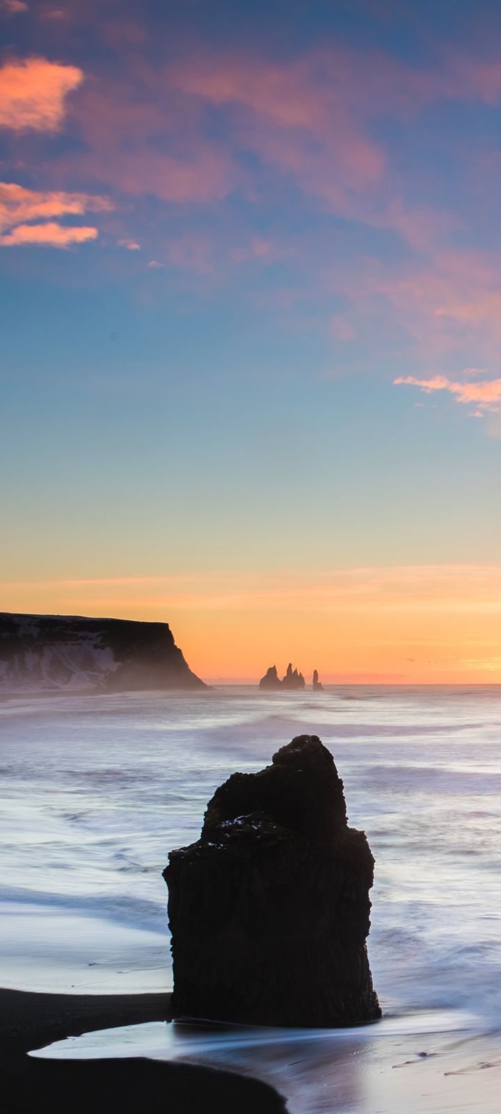 720x1600 Nokia 8 V 5G Wallpaper