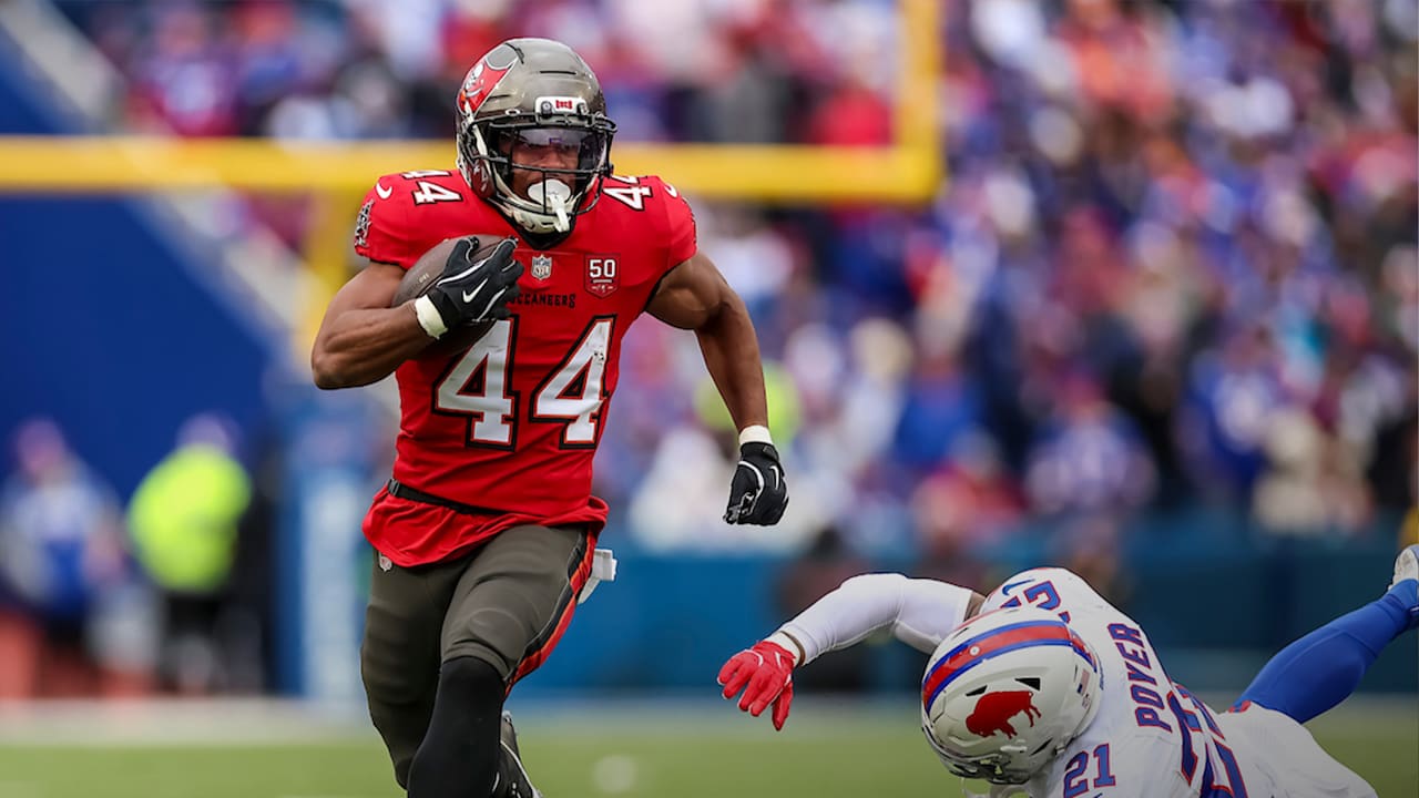 1280x720 Bucs RB Sean Tucker Ignites Ground Game Against Buffalo Bills