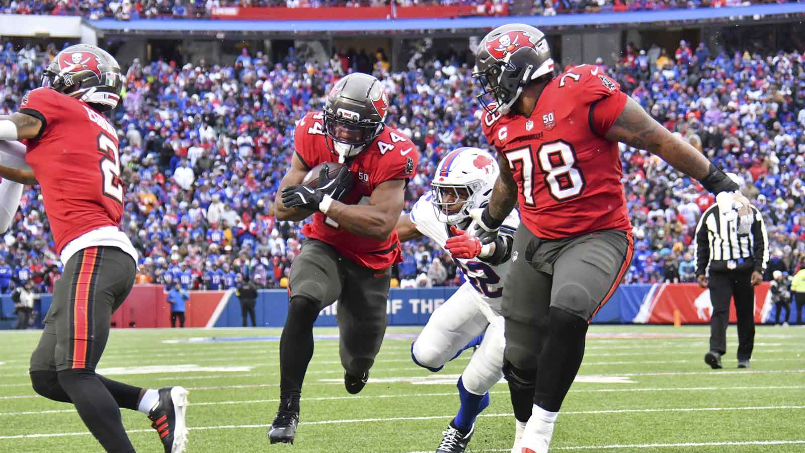 1600x900 Fantasy Football Running Back Rankings: Week 12