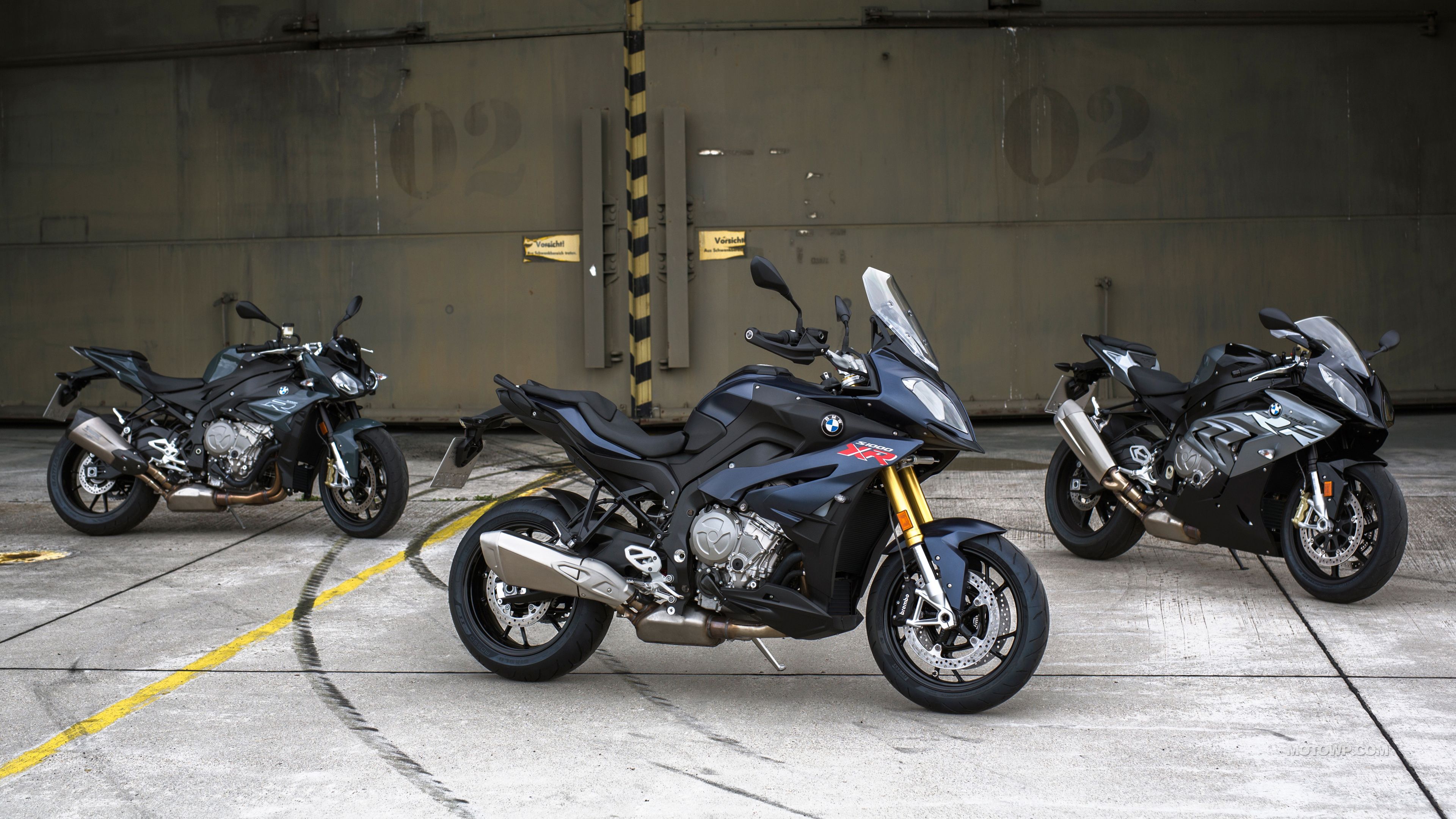 3840x2160 BMW S 1000 XR Wallpaper