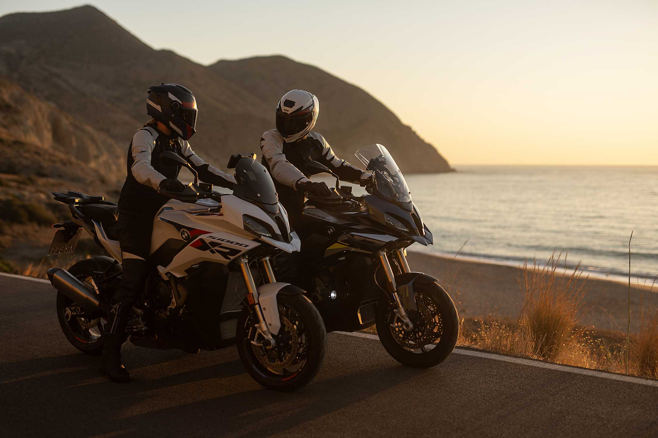 2250x1500 The New BMW S 1000 XR. 10 2023)