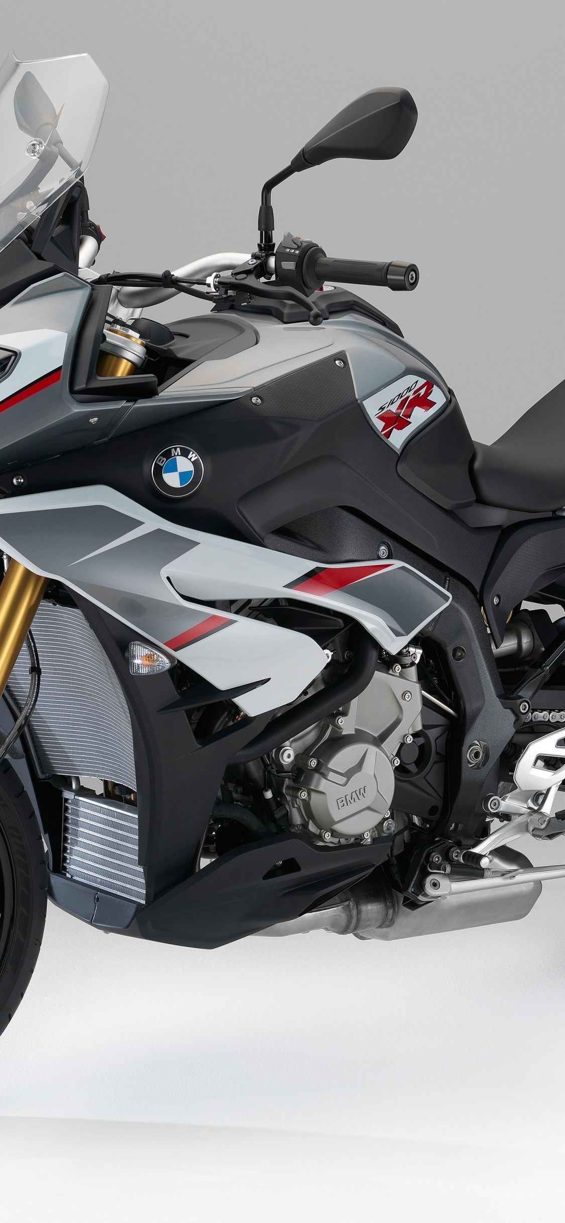 1125x2436 BMW S 1000 XR Wallpaper