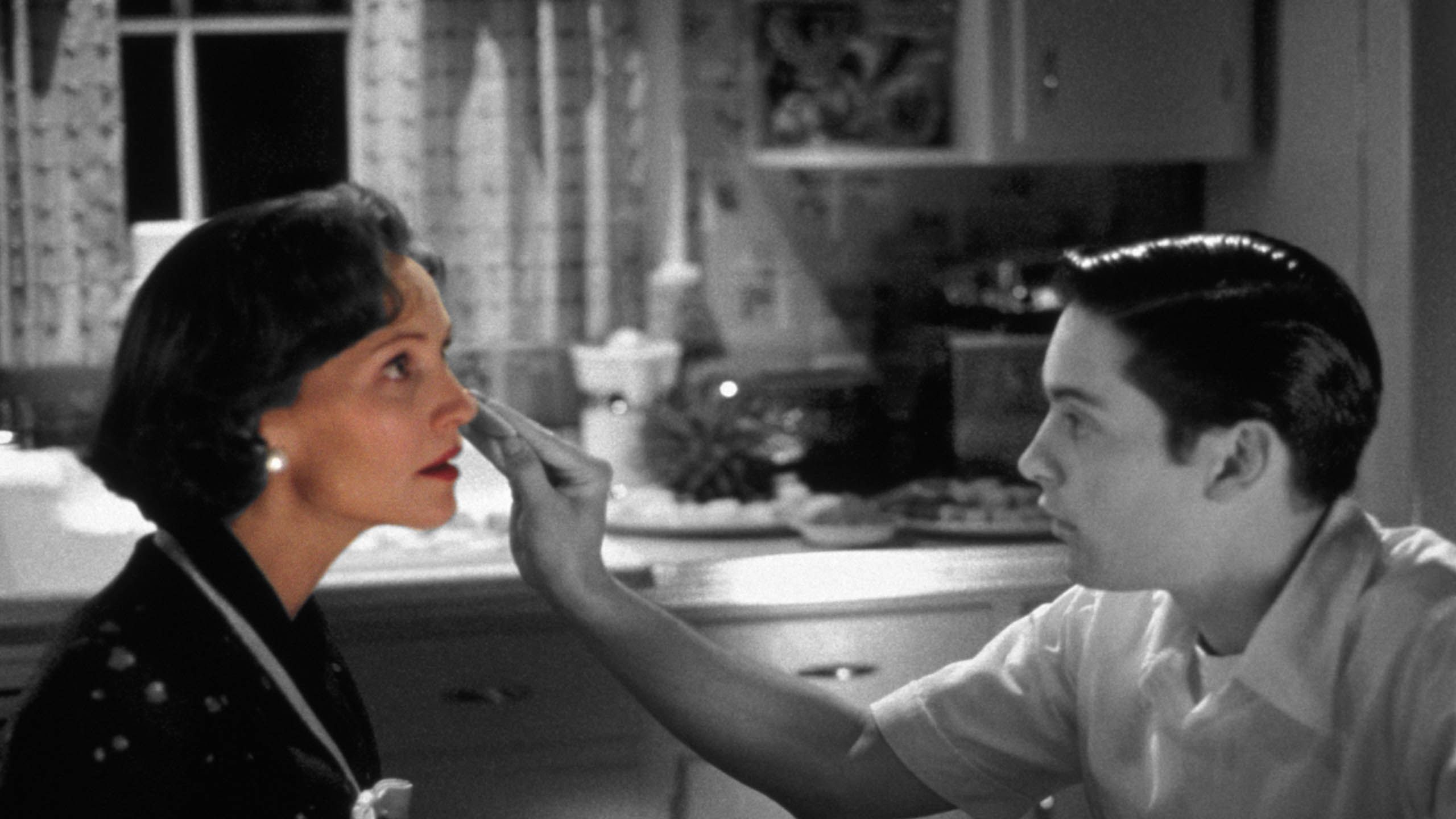 2560x1440 Pleasantville Trailer