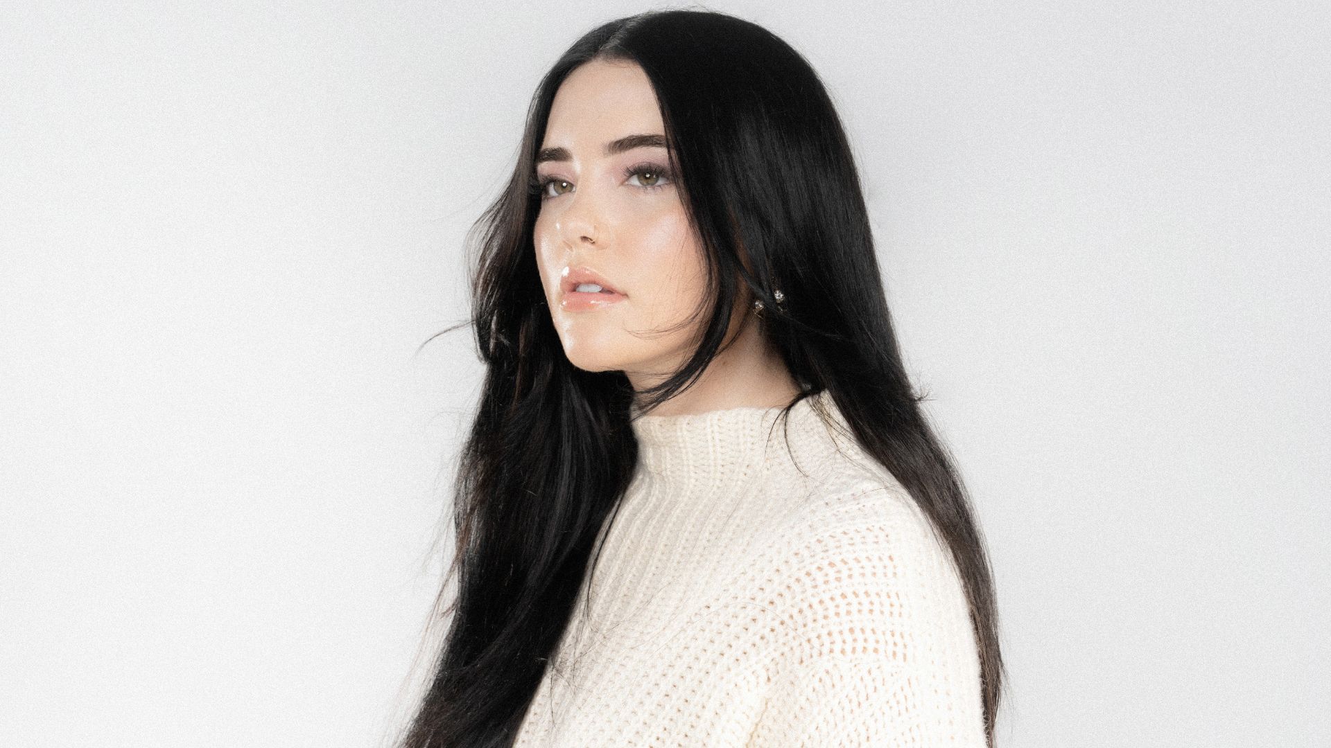 1920x1080 Introducing Lauren Spencer Smith