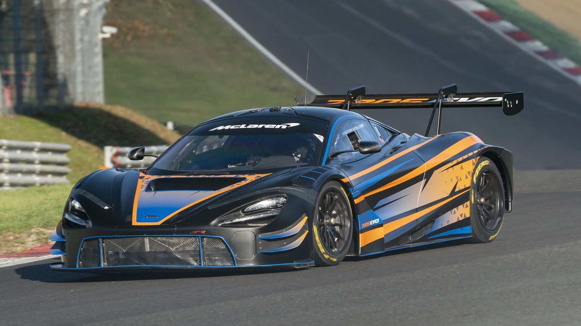1920x1080 McLaren updates its 720S GT3 race car